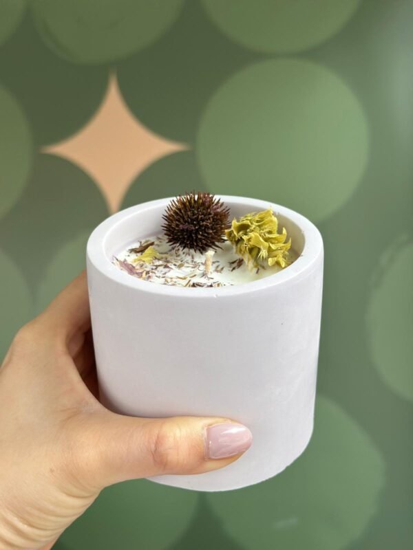 Lavender Haze Scented Candle - Image 3